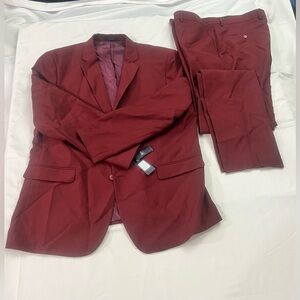 Elegant Burgundy Men's Suit
